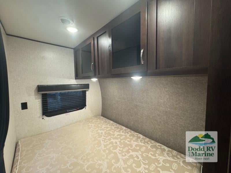 Pre-Owned 2020 Jayco 209 - photo - 8
