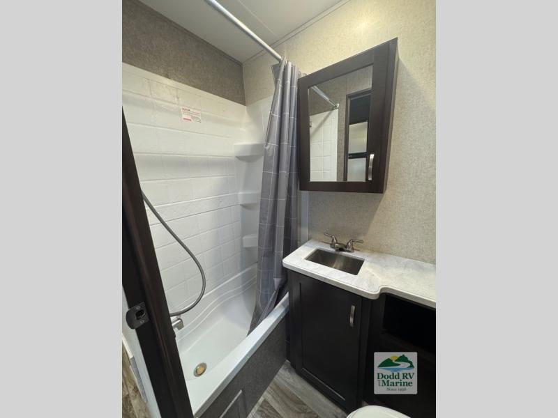 Pre-Owned 2020 Jayco 209 - photo - 12