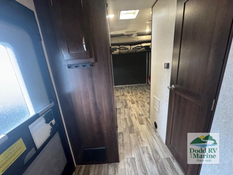 Pre-Owned 2020 Jayco 209 - photo - 10