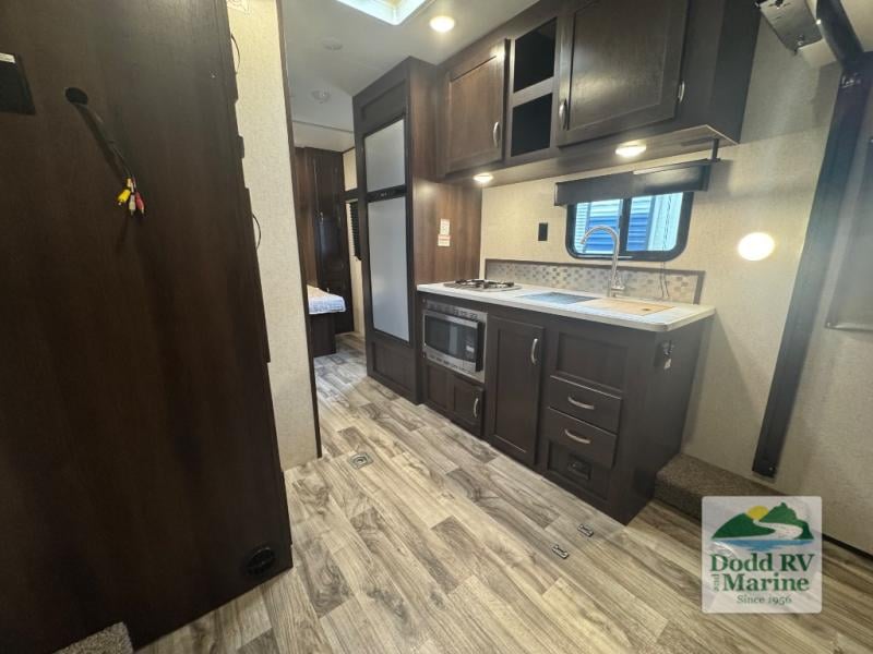 Pre-Owned 2020 Jayco 209 - photo - 18