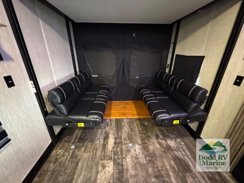 Pre-Owned 2021 Forest River RV 23PACK15 - photo - 9