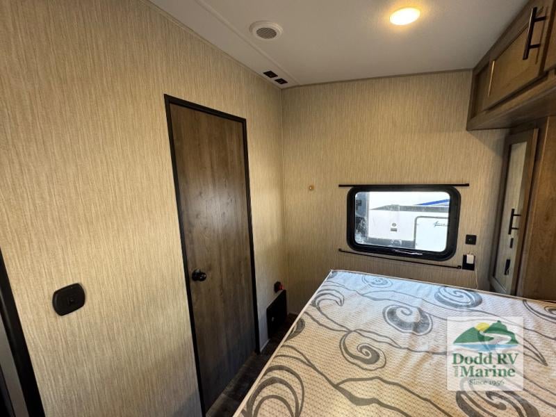 Pre-Owned 2021 Forest River RV 23PACK15 - photo - 19