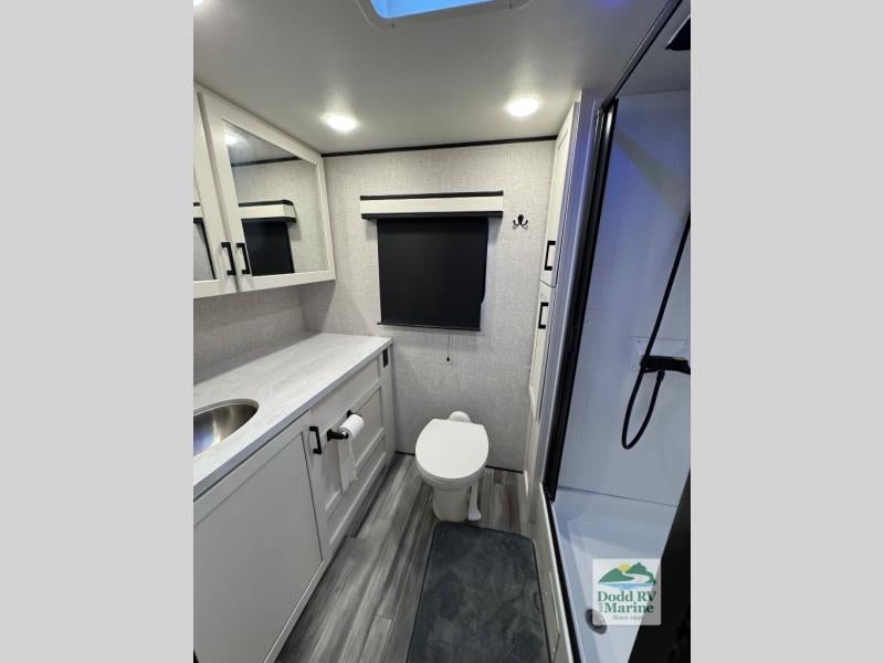 Pre-Owned 2025 Jayco 25RB - photo - 13