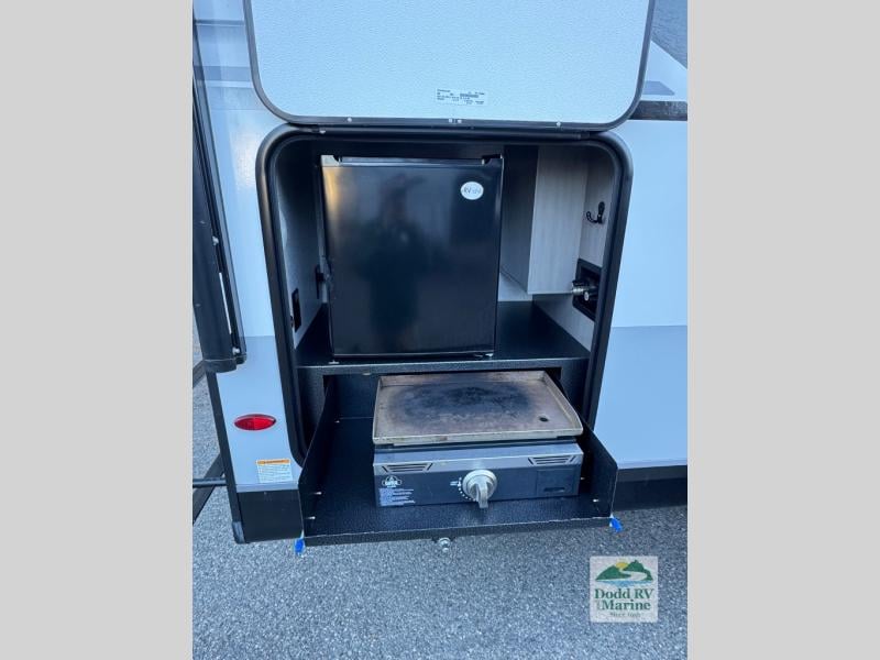 Pre-Owned 2025 Jayco 25RB - photo - 5