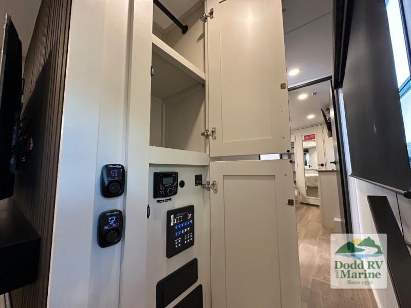New 2026 Grand Design 3203GK - photo - 26