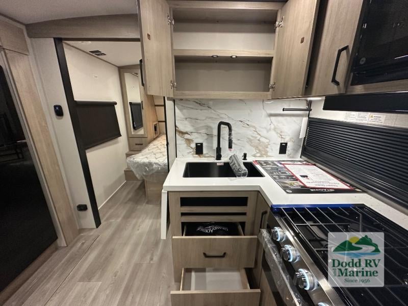 New 2026 Grand Design 2810BH - photo - 13