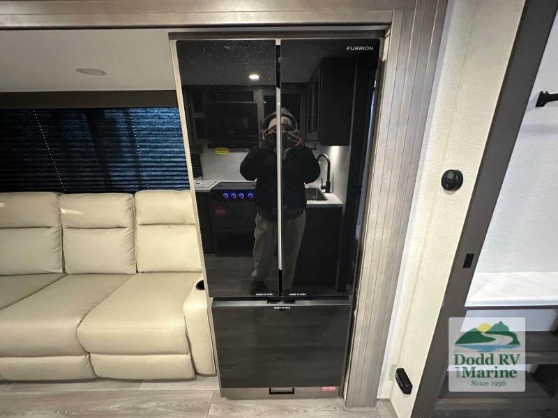 New 2026 Grand Design 245RLT - photo - 14