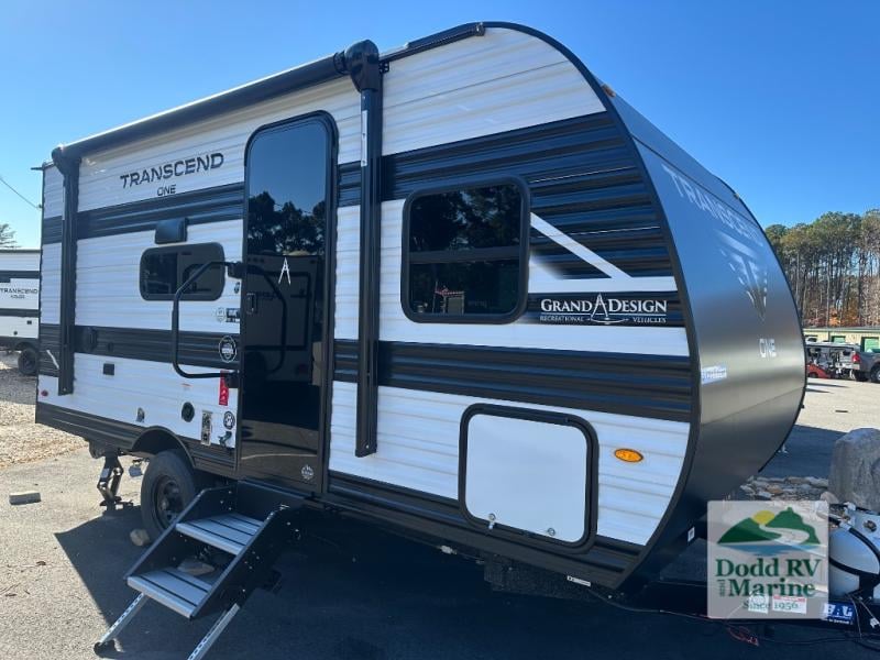 New 2026 Grand Design 151BH - photo - 0