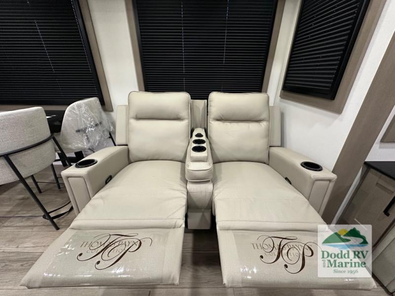 New 2026 Grand Design 303RLS - photo - 21