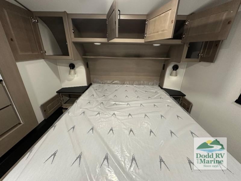 New 2026 Grand Design 303RLS - photo - 32