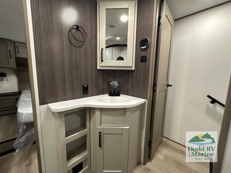 New 2026 Grand Design 303RLS - photo - 39