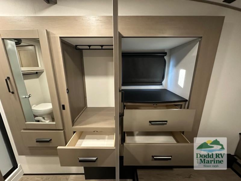 New 2026 Grand Design 303RLS - photo - 35