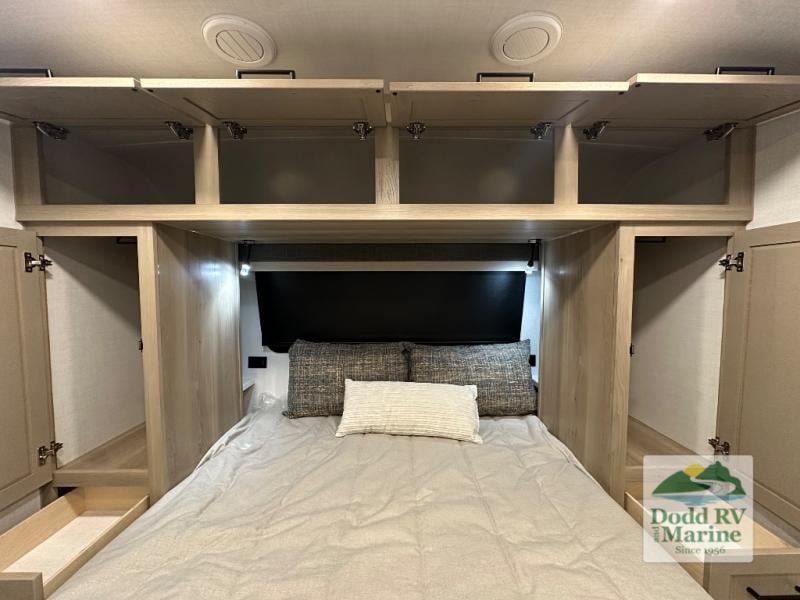 New 2026 Forest River RV 2520BH - photo - 26