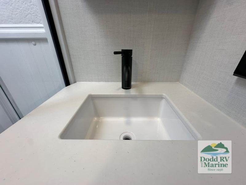 New 2026 Forest River RV 2520BH - photo - 33