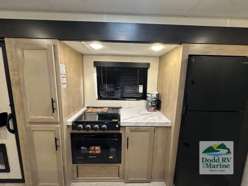 New 2026 Forest River RV 304SR - photo - 7