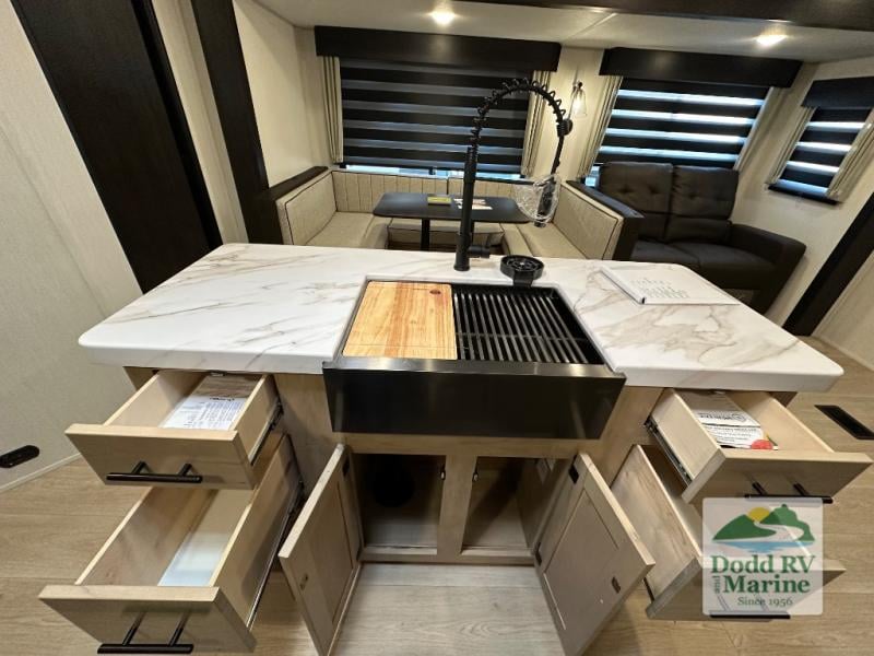 New 2026 Forest River RV 304SR - photo - 15