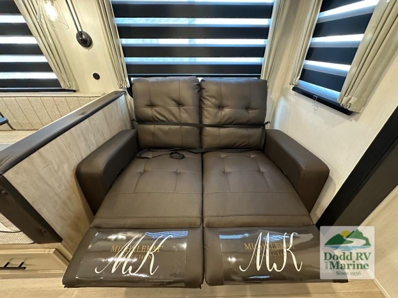 New 2026 Forest River RV 304SR - photo - 20