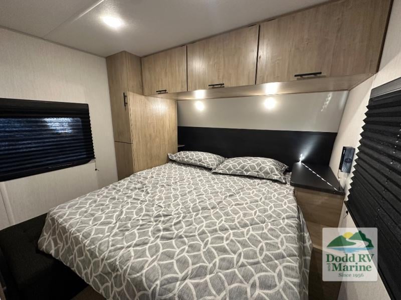 New 2026 Forest River RV 304SR - photo - 24