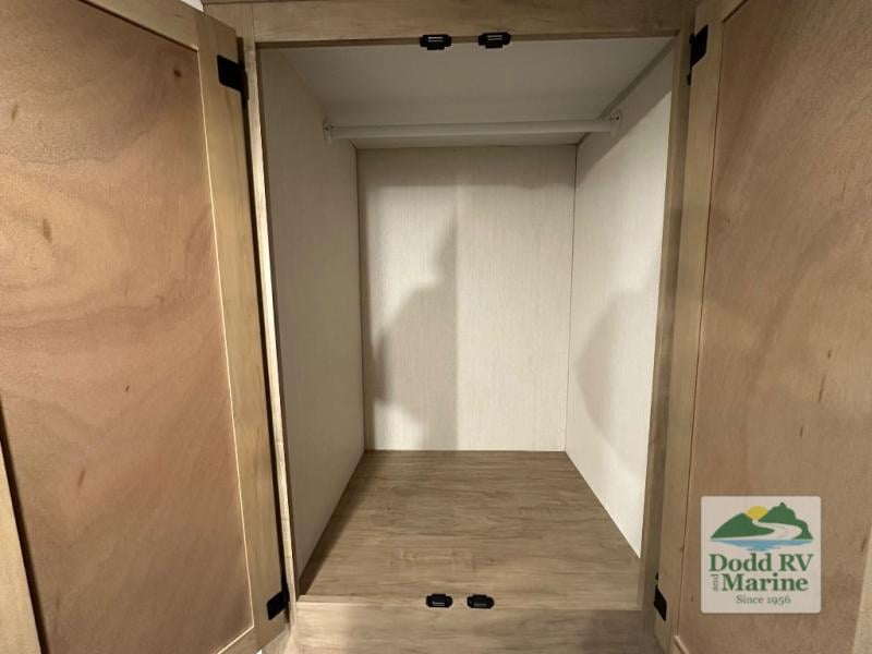 New 2026 Forest River RV 304SR - photo - 31