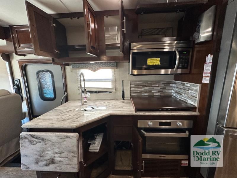 Pre-Owned 2019 Forest River RV 369DS - photo - 8