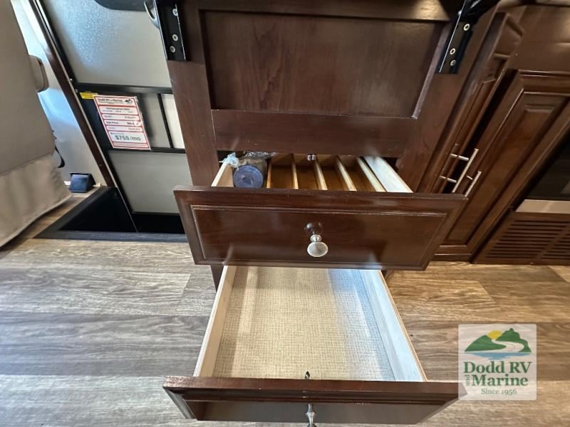 Pre-Owned 2019 Forest River RV 369DS - photo - 17
