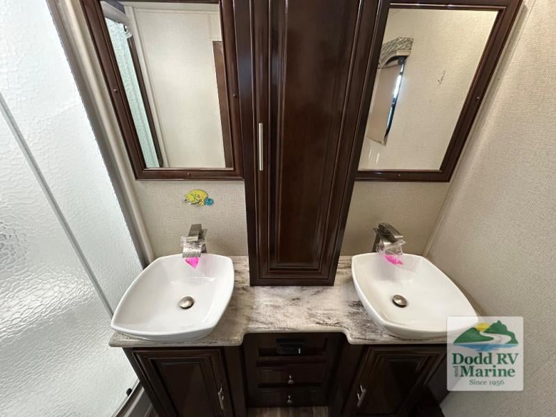 Pre-Owned 2019 Forest River RV 369DS - photo - 41