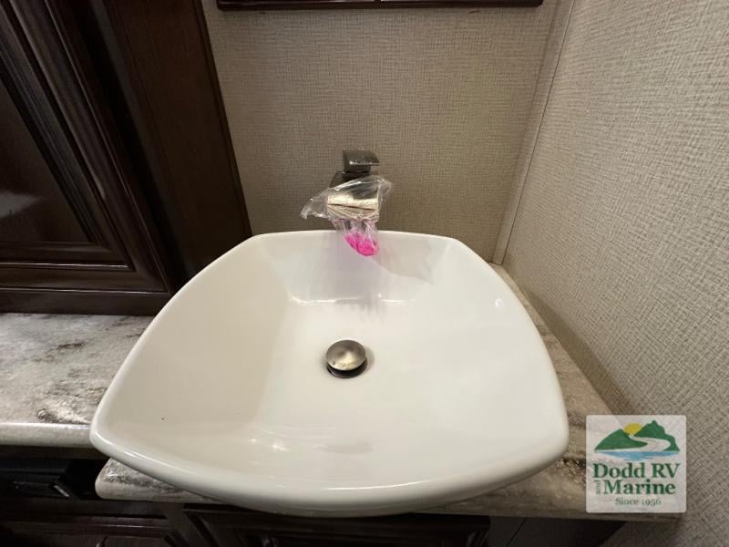 Pre-Owned 2019 Forest River RV 369DS - photo - 45