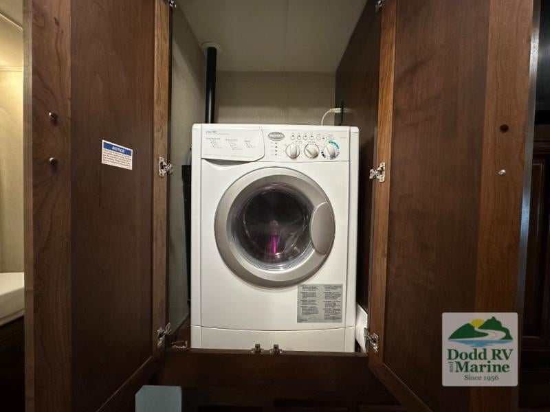 Pre-Owned 2019 Forest River RV 369DS - photo - 38