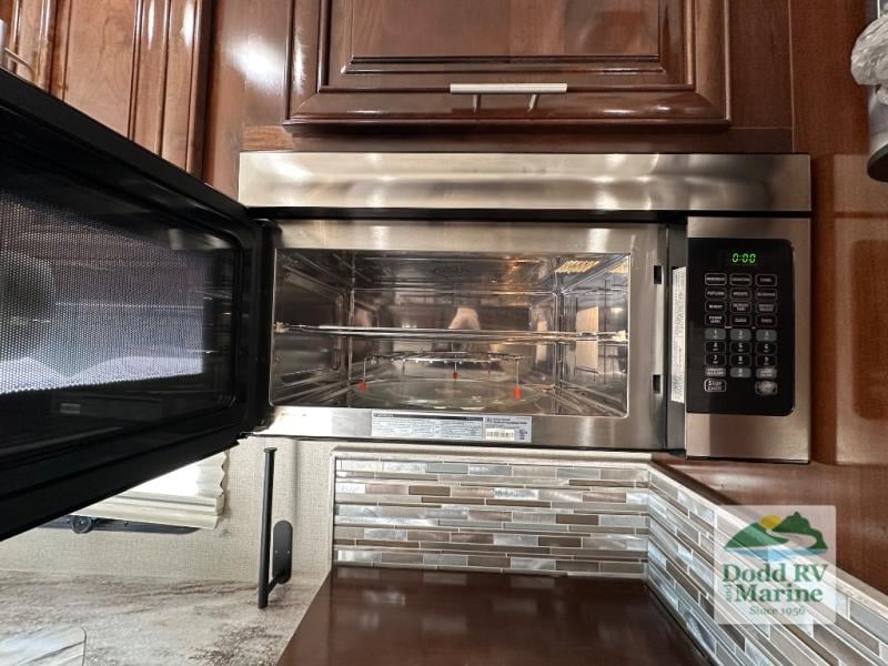 Pre-Owned 2019 Forest River RV 369DS - photo - 11