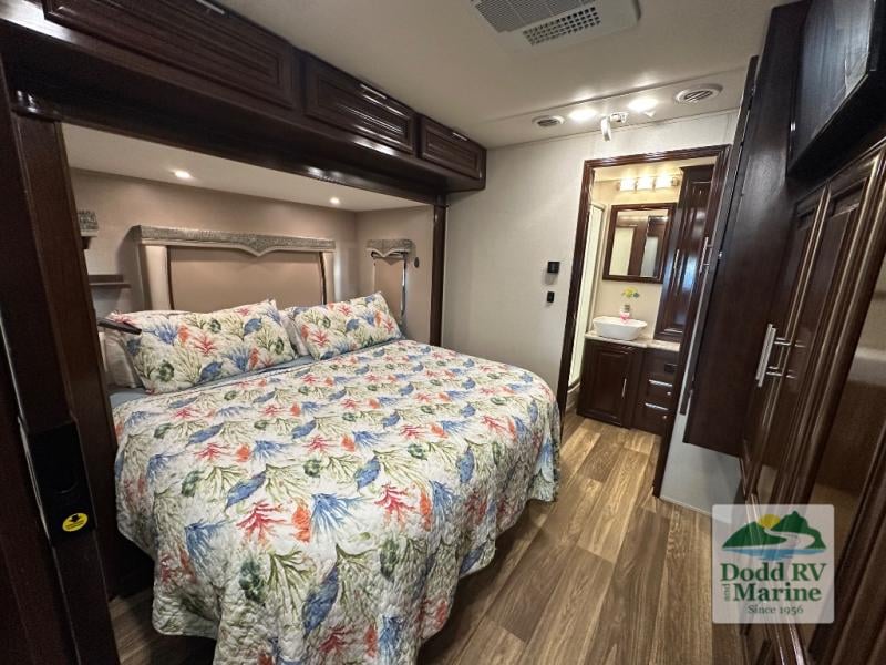 Pre-Owned 2019 Forest River RV 369DS - photo - 31
