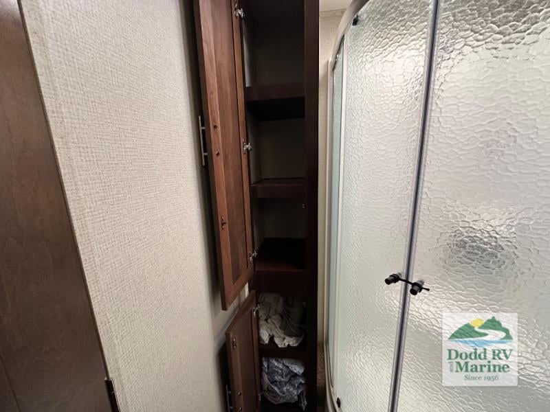 Pre-Owned 2019 Forest River RV 369DS - photo - 47