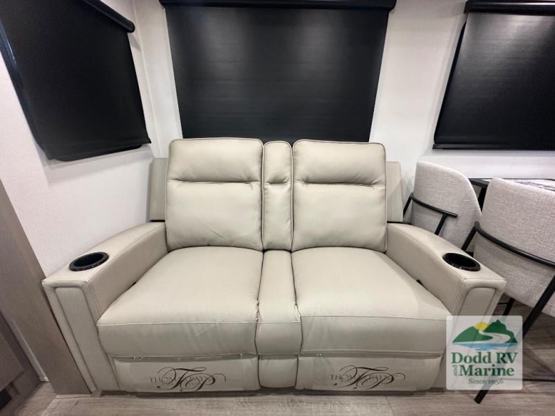 New 2026 Grand Design 28RL - photo - 21