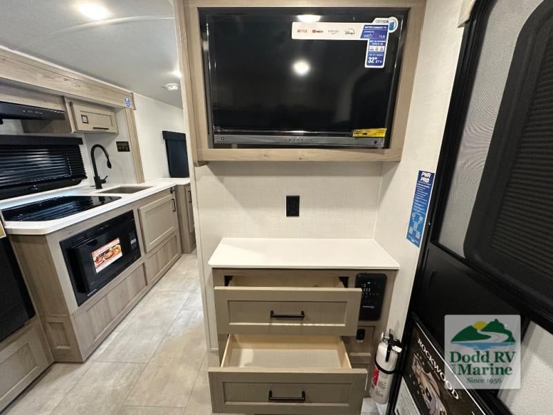 New 2026 Forest River RV G19RL - photo - 19