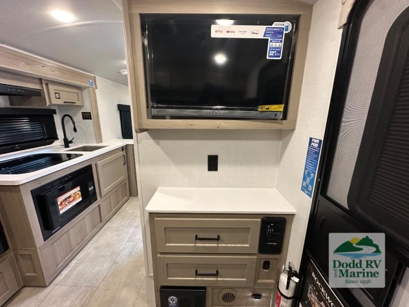 New 2026 Forest River RV G19RL - photo - 18