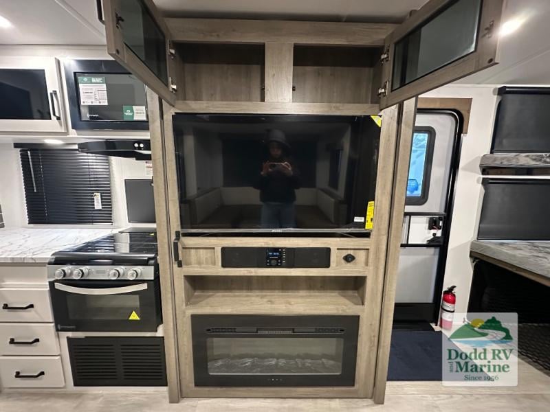 New 2026 Forest River RV 2430BHS - photo - 21