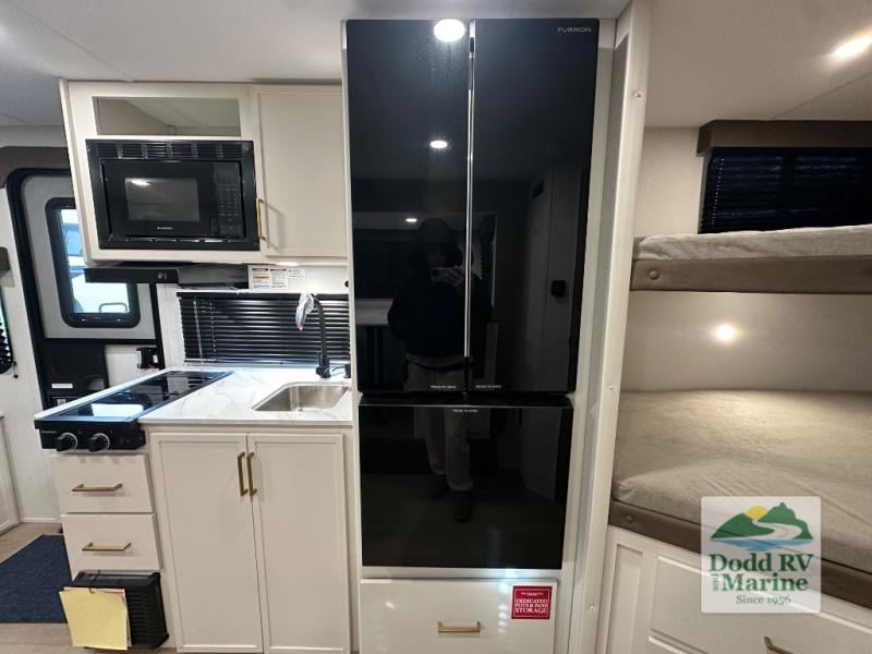 New 2026 Grand Design 161BH - photo - 13
