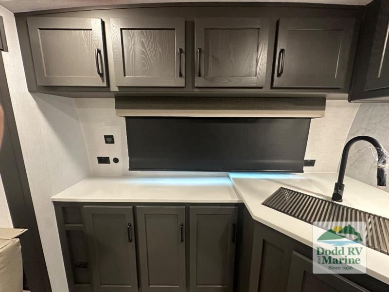 Pre-Owned 2025 Forest River RV 2608BS - photo - 8