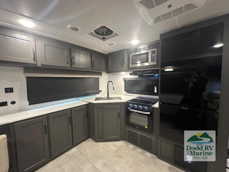 Pre-Owned 2025 Forest River RV 2608BS - photo - 7