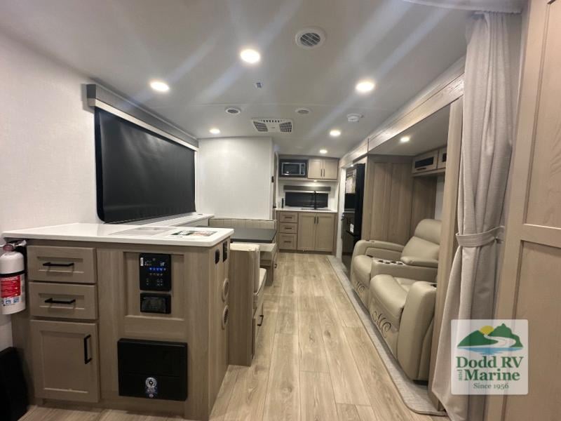 New 2026 Forest River RV 2522FB - photo - 5