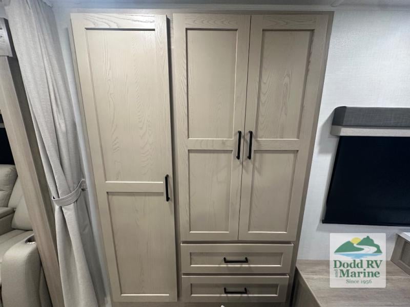 New 2026 Forest River RV 2522FB - photo - 31