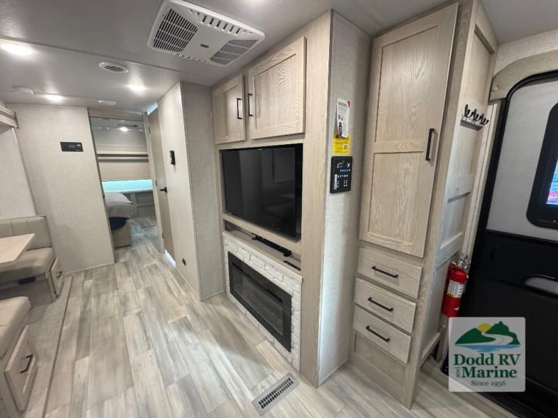 Pre-Owned 2023 Forest River RV 2614BS - photo - 11