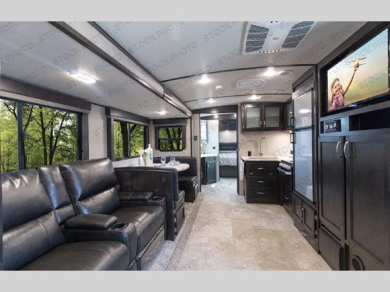 Pre-Owned 2019 Grand Design 3170BH - photo - 47