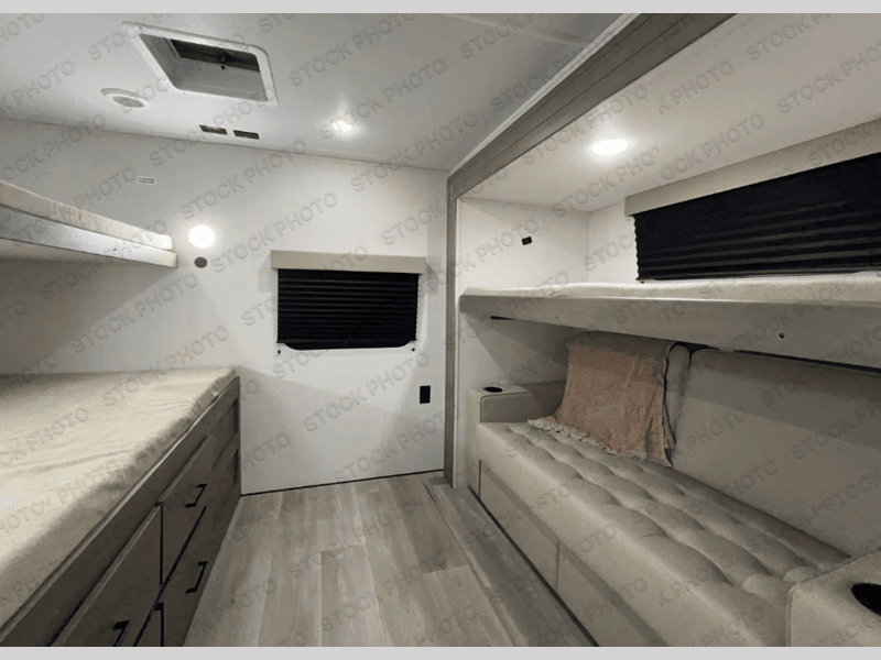 New 2026 Grand Design 335BHT - photo - 37