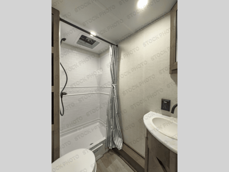 New 2026 Grand Design 161BH - photo - 47