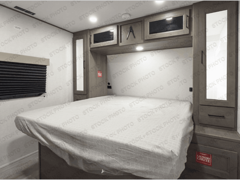 New 2026 Grand Design 325BHT - photo - 34